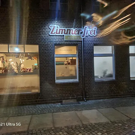 Hostel 1A Hotel Zimmer Frei