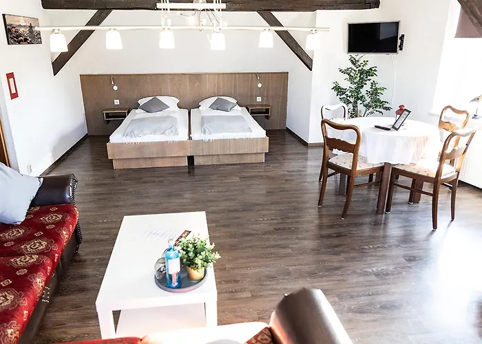 Hostel 1A Hotel Zimmer Frei